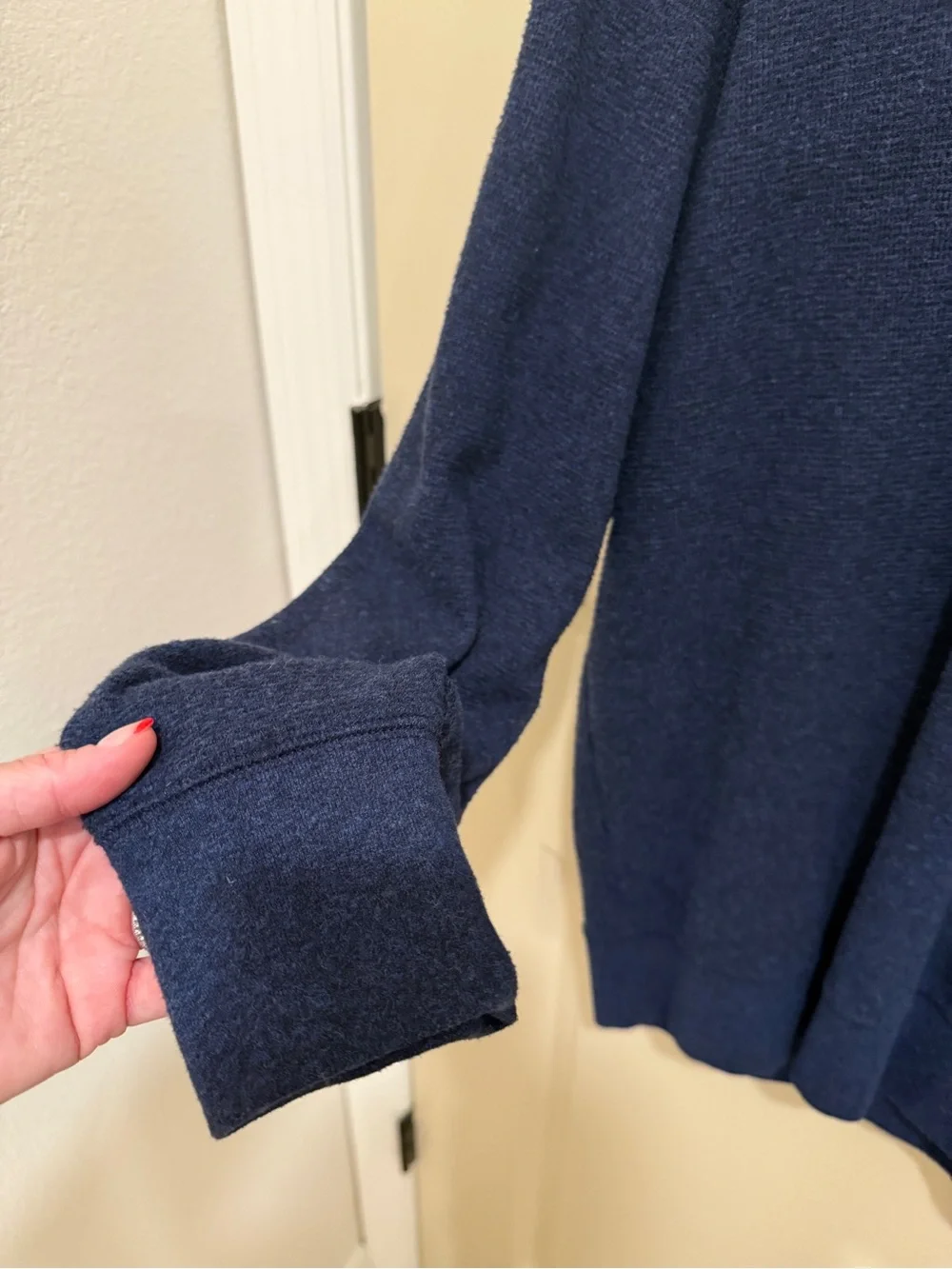 Men’s Banana Republic Ultra-Soft Waffle Crewneck Knit Sweater